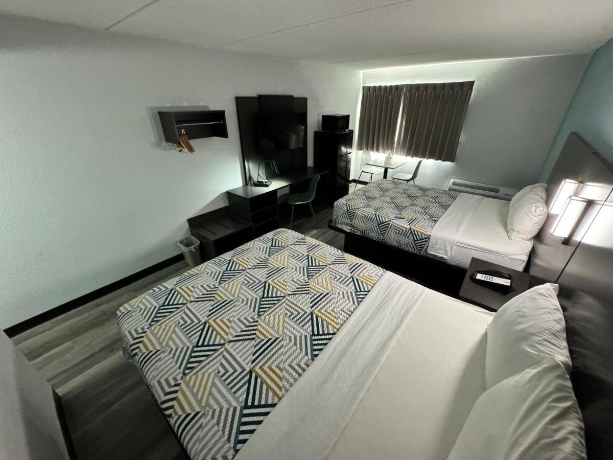 Studio 6 Suites East Syracuse Airport Extérieur photo