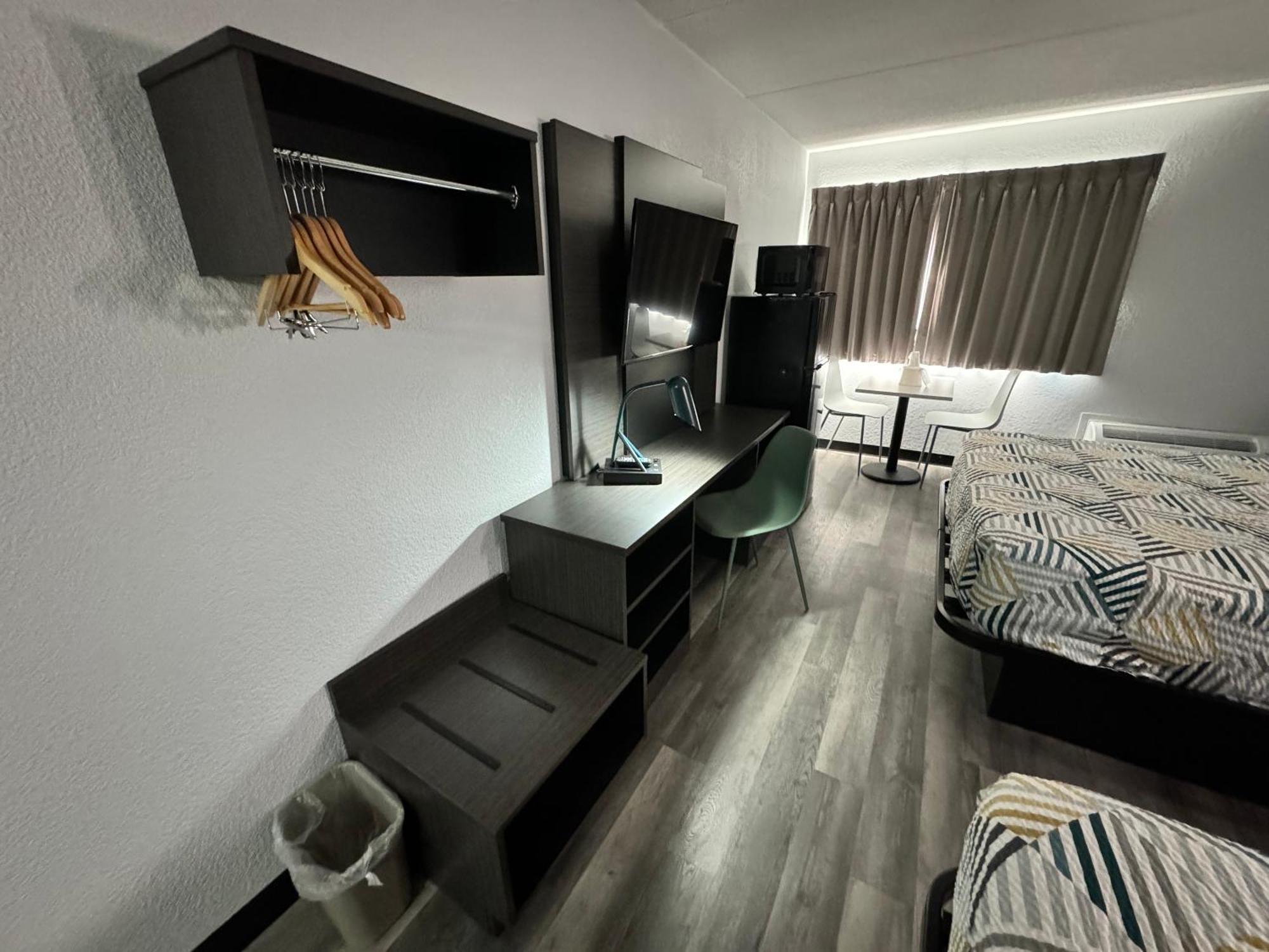 Studio 6 Suites East Syracuse Airport Extérieur photo